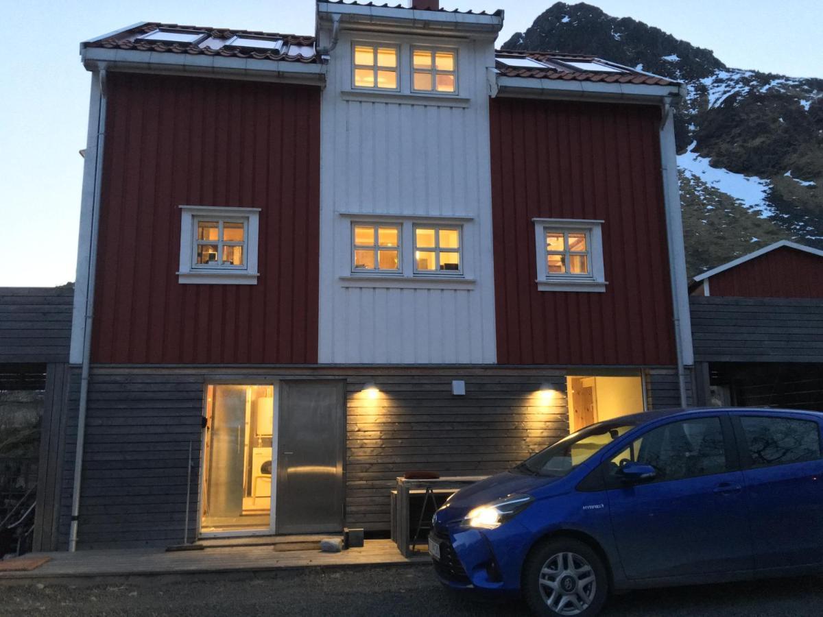 Lofoten Fjord Lodge Saupstad  Esterno foto