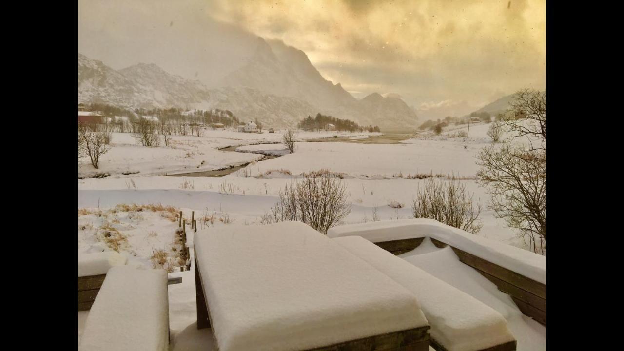 Lofoten Fjord Lodge Saupstad  Esterno foto